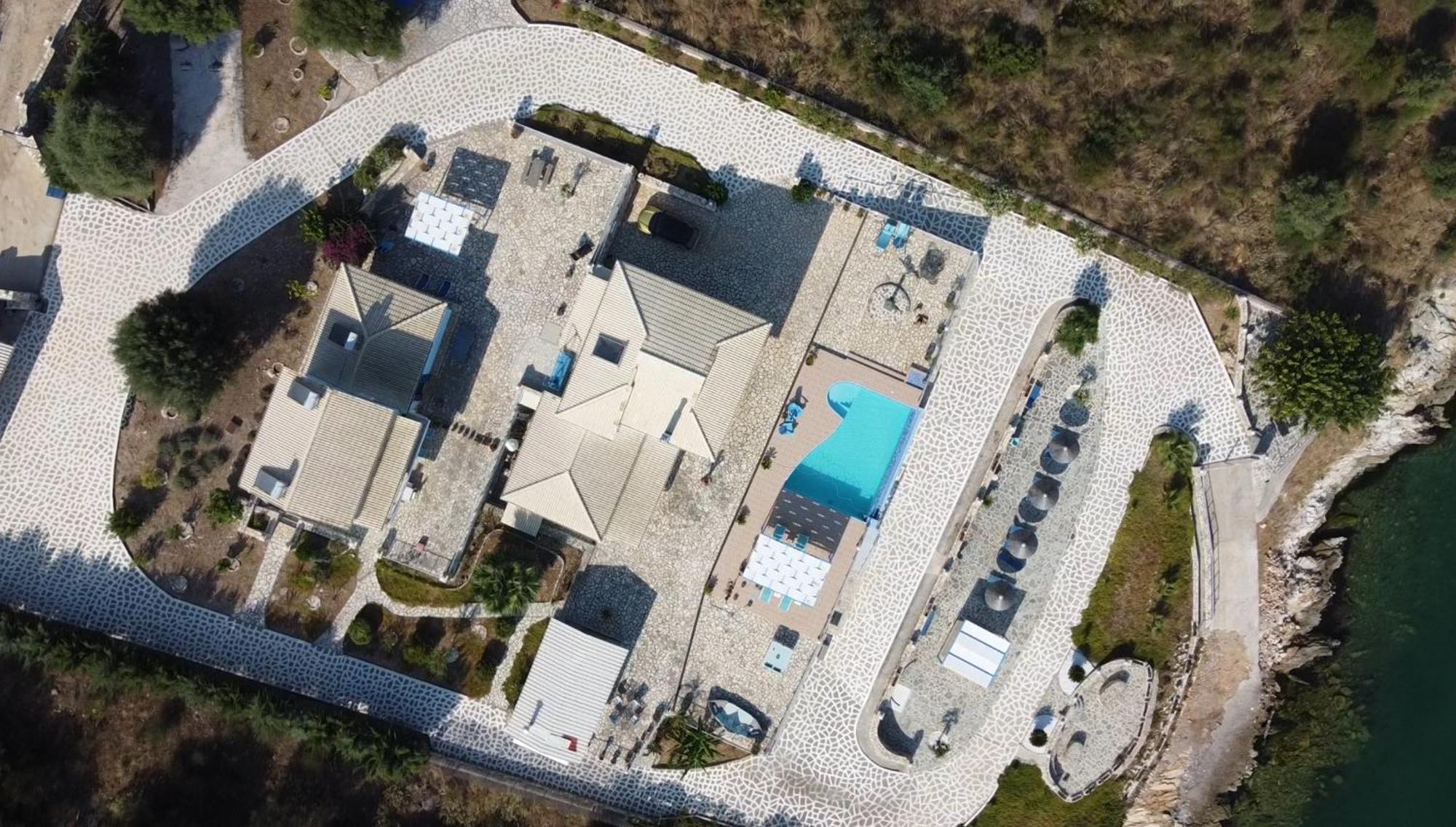 Iris Villas Sparton Bagian luar foto